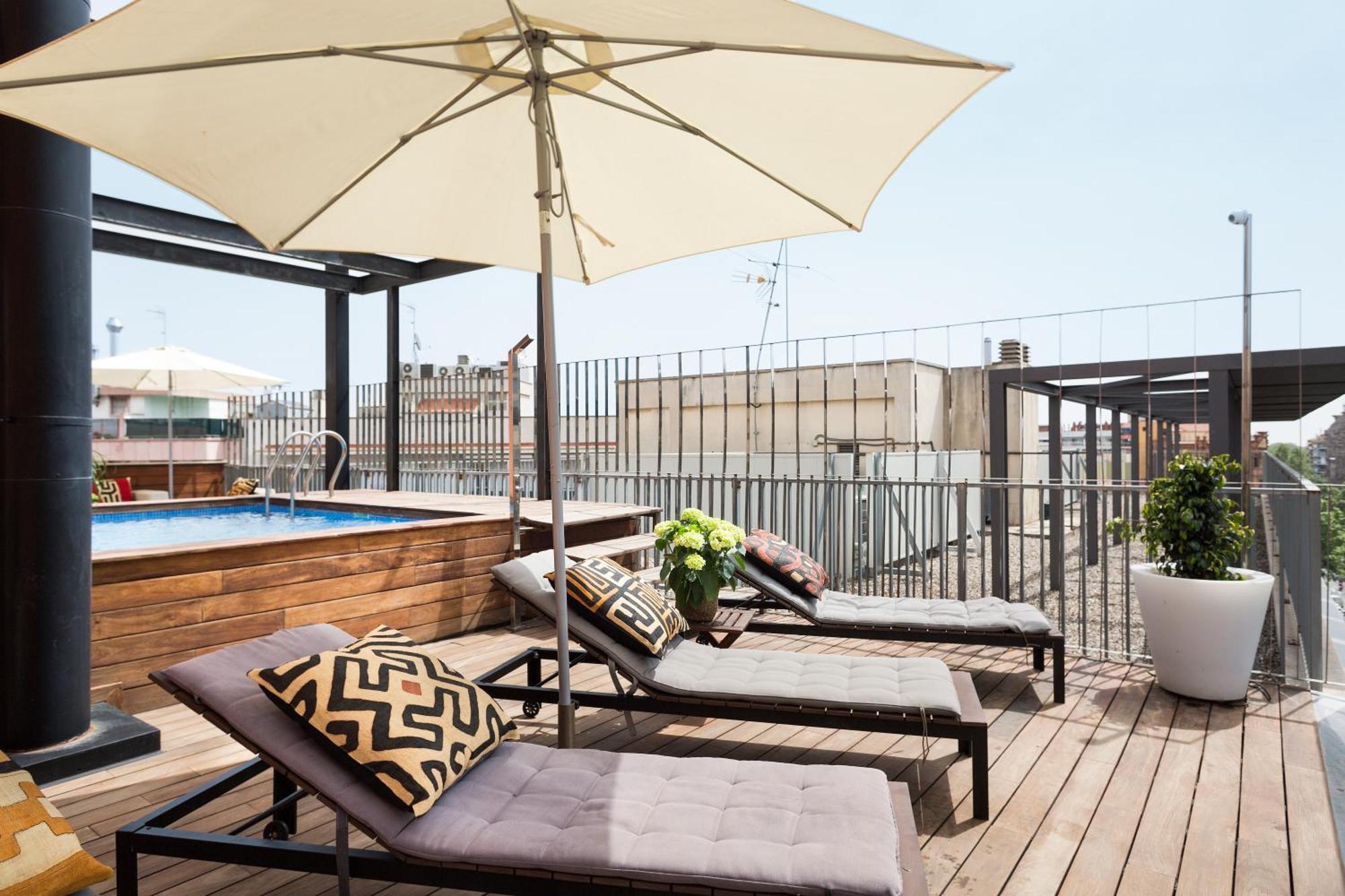 Apartment Barcelona Rentals - Pool Terrace In City Center Kültér fotó