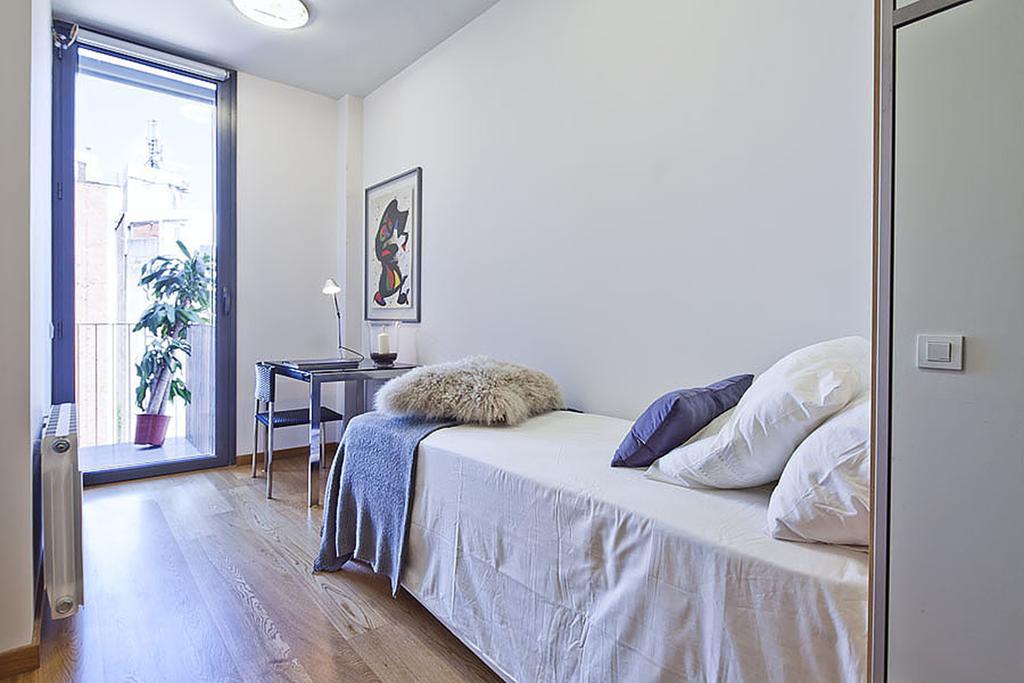 Apartment Barcelona Rentals - Pool Terrace In City Center Kültér fotó