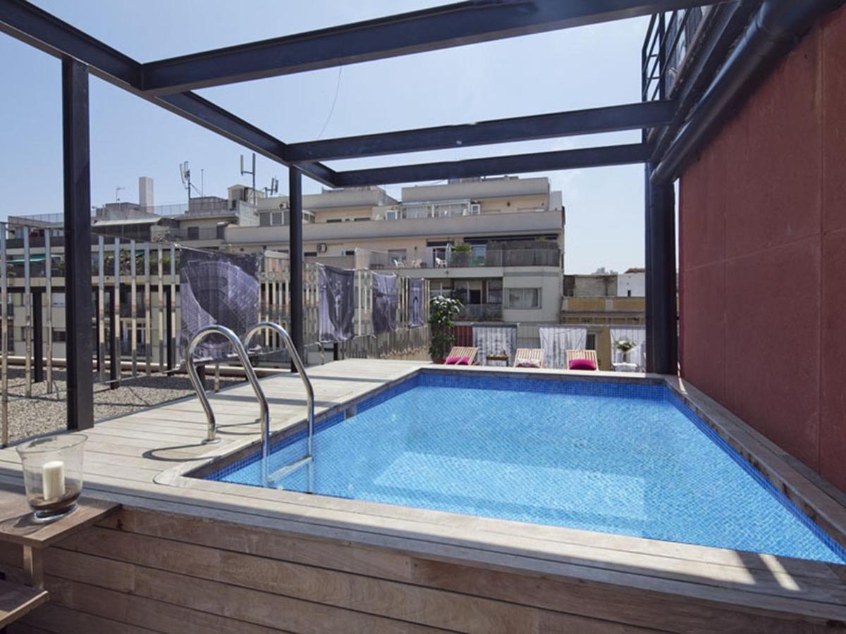 Apartment Barcelona Rentals - Pool Terrace In City Center Kültér fotó